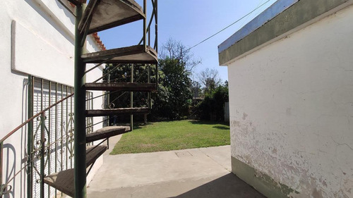 Venta Casa Interna Excelente Estado - Granadero Baigorria