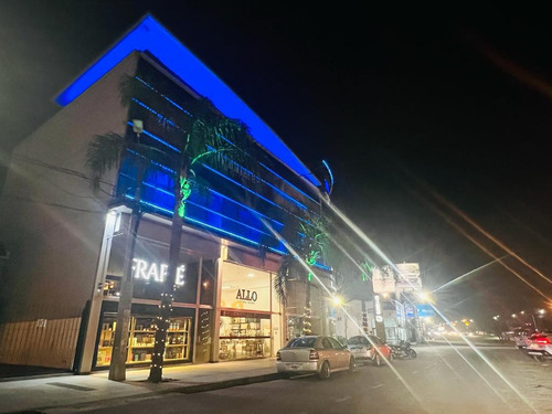 Pilar / Excelente Oficina / 90m2