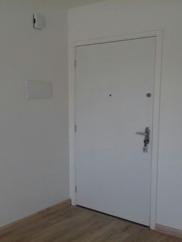 Imagem 11 de 30 de Apartamento À Venda, 2 Dormitórios E 1 Vaga De Garagem. Aceita Financiamento. - Ap00100 - 4709126