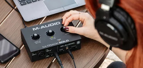 Interface Áudio Mtracksolo M-audio 24-bit/48khz Profissional