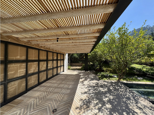Casa En Venta | Condominio | Avandaro | Nueva | Alberca | Padel