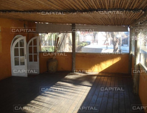 Local Gastronómico En Venta Y Alquiler Anual, Península. Punta Del Este- Ref: 25323