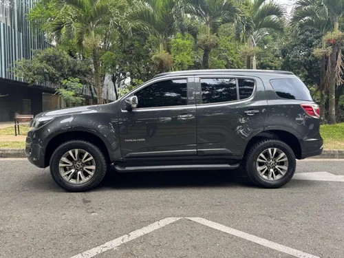 Chevrolet Trailblazer PREMIER