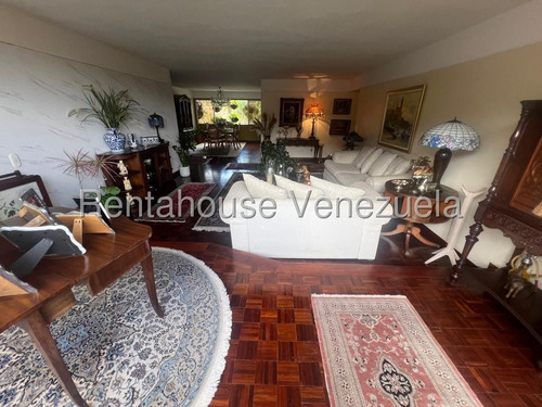 Ss: Vende Apartamento 25-17222 En Las Esmeraldas De 192,22 M2, 3h/4b/2pe2