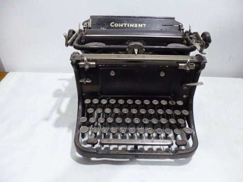 Antigua Maquina De Escribir Continental