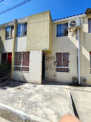 Venta - Casa De 2 Pisos - Barranquilla - Villas De San Pablo