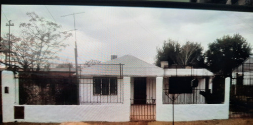 Apto Crédito Hip, Dueño Vende Casa De 4 Ambientes En Ezeiza