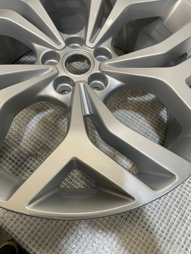 Roda Original Range Rover Evoque Dynamic 2021/22 Aro 20 Unid (Usado)