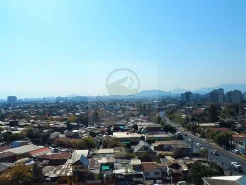 Vista Despejada / Estacionamiento / Av. Macul