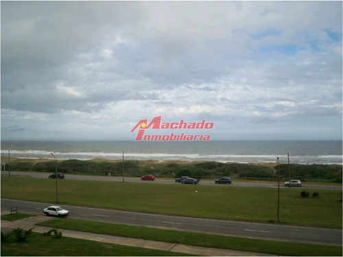 Imagen 9 de 30 de Alquiler Y Alquiler De Apartamento Frente A Playa Brava