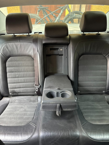 Volkswagen Passat 2.5 Highline At