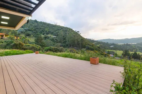 Casa En Arriendo/venta En La Calera. Cod V17962