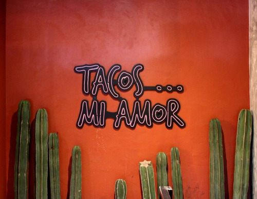 Negocio En Traspaso En Plaza Cañadas Del Lago (equipado Para Taquería)