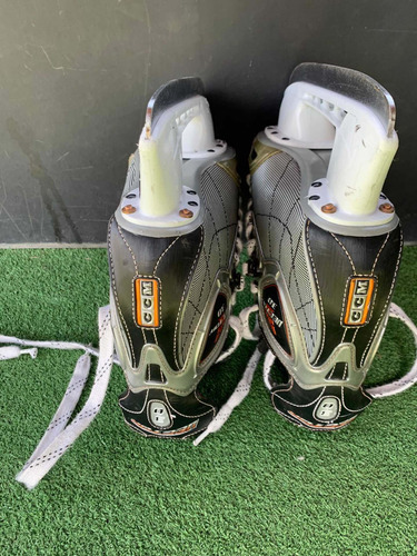 Patines De Hockey Vector Ccm 24 Cm / De Uso