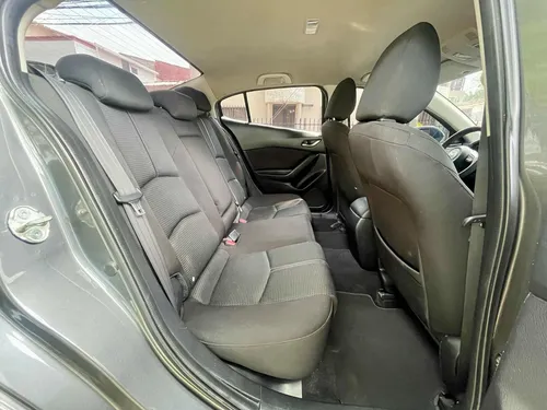 Mazda 3 2.0 Prime