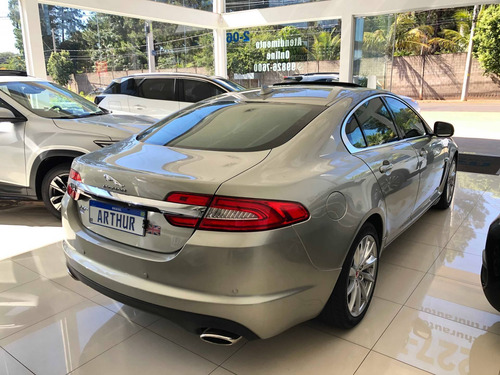 Jaguar Xf 2.0 Premium Luxury Turbocharged Gasolina 4p