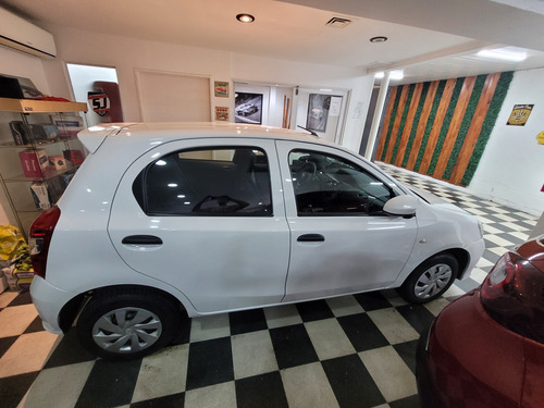 Toyota Etios 1.5 X 6mt My19