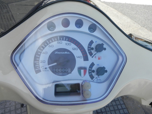 Imagen 10 de 18 de Zanella Exclusive Z3 Strato Scooter Ah 12 O 18 Ofertacontado