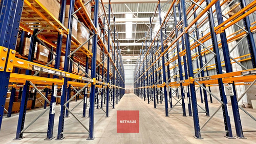 Nethaus Vende Excelente Centro Logístico C. Sombrero - Maipú