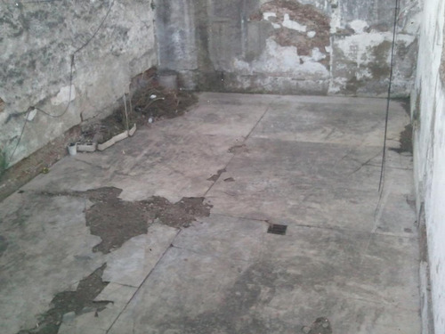 Imagen 20 de 20 de Local En Caseros 1717, Muy Vistoso, Casi 700 M2. Mixtura 4 Venta Con Renta