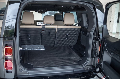 Land Rover Defender 3.0 D350 Turbo Diesel Mhev 110 X-dynamic