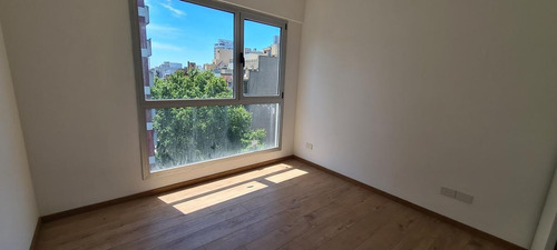 Imagen 1 de 13 de Departamento 2 Ambientes En Quinto Piso - Caballito