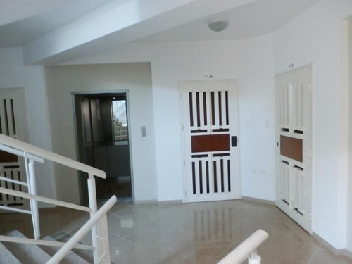 Imagen 11 de 14 de Marol Rnetahouse Vende Apartamento E El Parral Valencia 22-9825