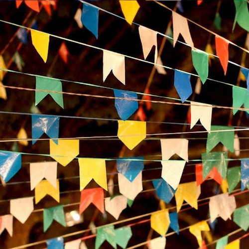 Imagem 2 de 4 de 50 Metros Bandeirinha Plástico Festa Junina Bandeirola Promo