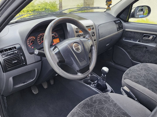 Imagen 5 de 12 de Dodge Forza