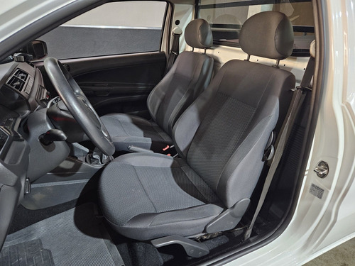 Volkswagen Saveiro 1.6 MSI ROBUST CS 8V FLEX 2P MANUAL