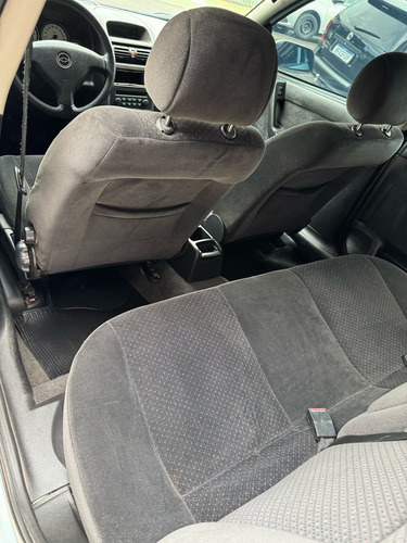Chevrolet Astra 2.0 Advantage Flex Power 5p