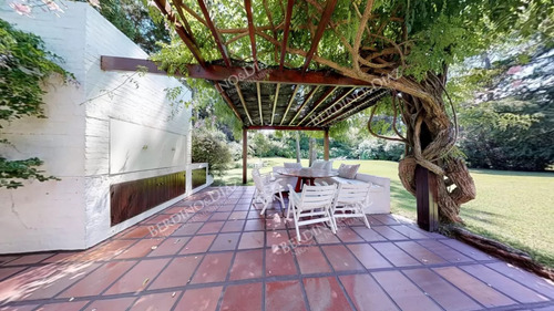 Chalet En Venta Zona Golf