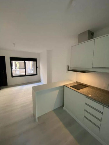 Apartamento En Alquiler De 1 Dormitorio En Goes