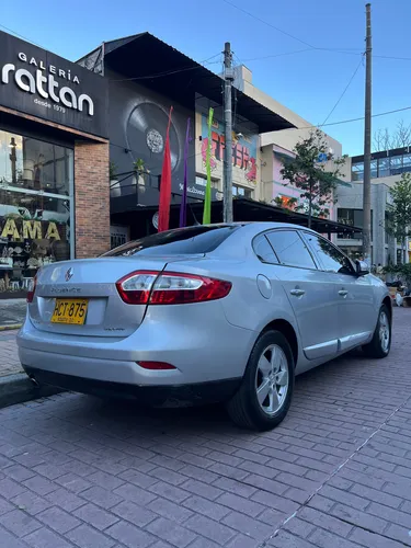 Renault Fluence 2.0 Privilege