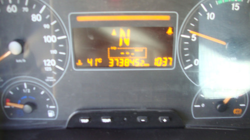 Imagem 21 de 22 de M.benz 1719 Atego Ano 2013 Bau Cabine Leito
