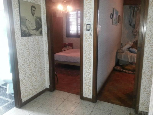 Casa En Venta En Lanús Oeste, Lanús, G.b.a. Zona Sur