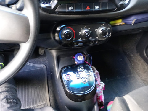 Fiat Uno 1.4 Way Flex Dualogic 5p