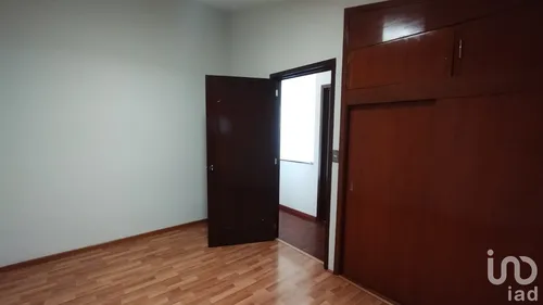 Venta Casa 4 Ambientes Issste