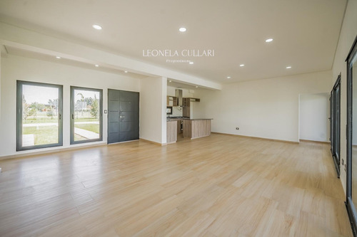 Venta - Casa - Barrio La Magdalena - Canning