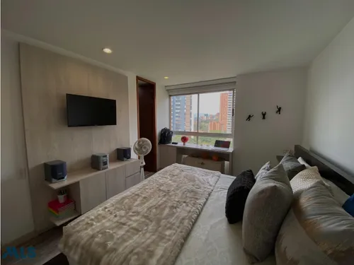 Apartamento Para Venta En El Poblado Con Excelente...(mls#253030)