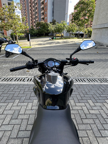 Pulsar Ns 200