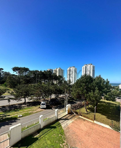 Monoambiente En Edificio Itatiaia A Pasos De La Playa Brava