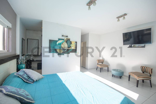 Casa En Venta 5 Ambientes Barrio El Recodo, Pilar - Escobar .