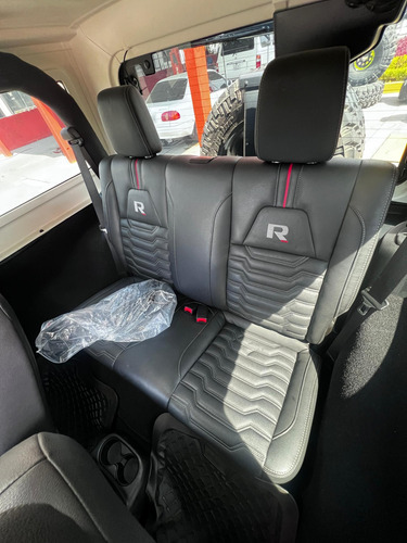 Jeep Rubicon Wrangler Sport