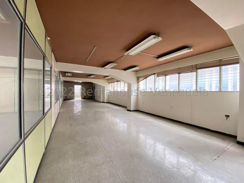 Imagen 18 de 25 de Edificio En Venta La Urbina Jesús Enrique Díaz 22-22676 Caracas