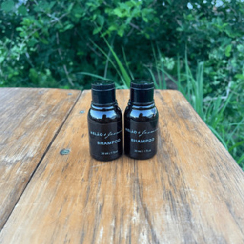 Kit 260 Un Shampoo Melão E Jasmin Realgems Frasco 30ml