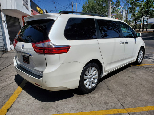 Toyota Sienna 3.5 Limited At