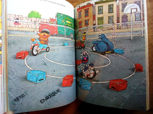 Tus Amigos Monstruosos Plaza Sésamo - Reader's Digest (Usado)