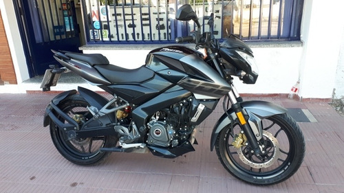 Imagen 4 de 15 de Bajaj Ns 200