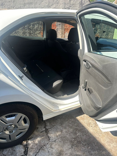 Chevrolet Onix 1.0 Joy 5p